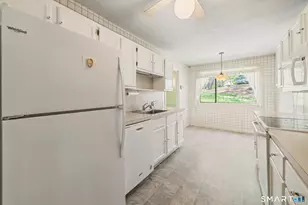 847 Heritage Vlg, Southbury, CT 06488 - Photo 8