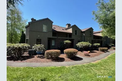 64 Far View Commons #64, Southbury, CT 06488 - Photo 12
