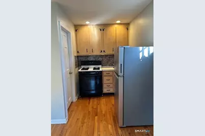 180 Blueberry Lane, Stratford, CT 06614 - Photo 8