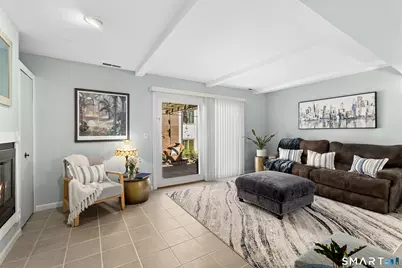 93 Park Avenue #1703, Danbury, CT 06810 - Photo 4