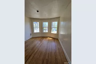 985 Huntington Road, Stratford, CT 06614 - Photo 2