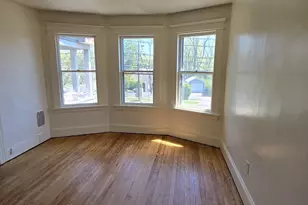 985 Huntington Rd, Stratford, CT 06614 - Photo 2
