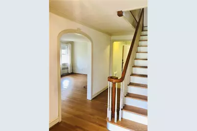 203 Ballard Drive, West Hartford, CT 06119 - Photo 2