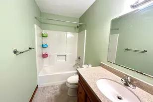 10 Windwood Dr, Windsor Locks, CT 06096 - Photo 6