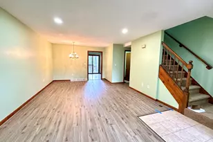 10 Windwood Dr, Windsor Locks, CT 06096 - Photo 2