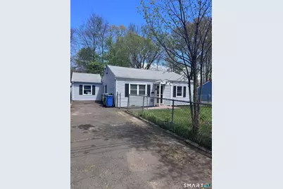 70 Circle Drive, Wallingford, CT 06492 - Photo 2