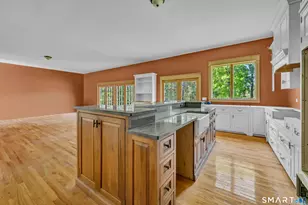 30 Whisconier Rd, Brookfield, CT 06804 - Photo 10