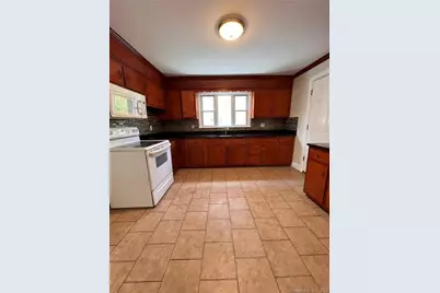 53 Pixlee Place #2nd FL, Bridgeport, CT 06610 - Photo 6
