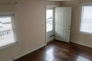 406 Poplar St, New Haven, CT 06513 - Photo 2