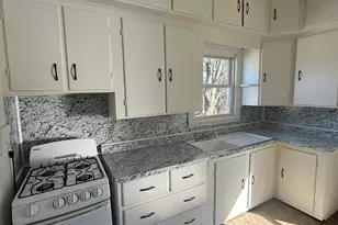 173 Mansfield Ave, Windham, CT 06226 - Photo 4