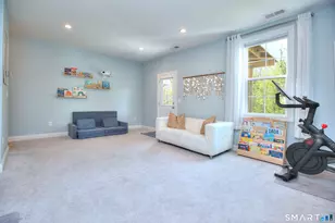 89 Brentwood Cir, Danbury, CT 06810 - Photo 26