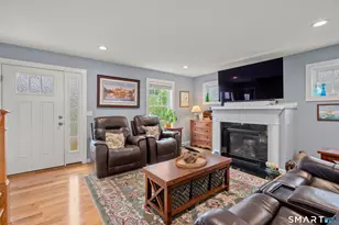 39 Chapman Chase, Windsor Locks, CT 06096 - Photo 4