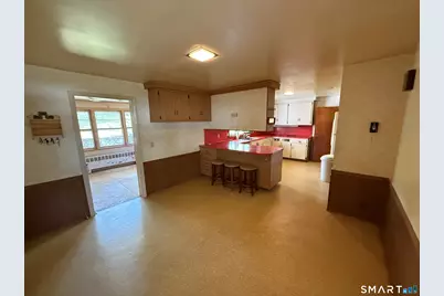 35 Preston Drive, Meriden, CT 06450 - Photo 14
