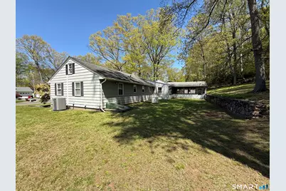 35 Preston Drive, Meriden, CT 06450 - Photo 6