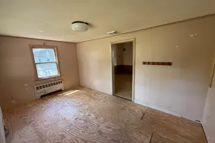 35 Preston Dr, Meriden, CT 06450 - Photo 10