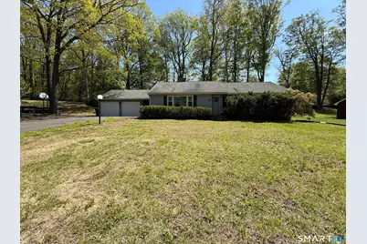 35 Preston Drive, Meriden, CT 06450 - Photo 2