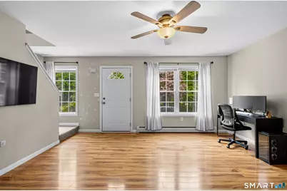 10 Cathcart Drive #8, Griswold, CT 06351 - Photo 4