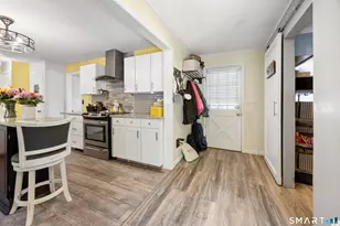 104 Whitney Dr, Meriden, CT 06450 - Photo 16
