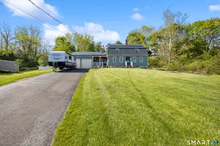 104 Whitney Dr, Meriden, CT 06450 - Photo 4