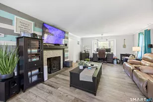 104 Whitney Dr, Meriden, CT 06450 - Photo 26
