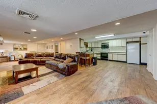 891 Farmington Ave, West Hartford, CT 06119 - Photo 28