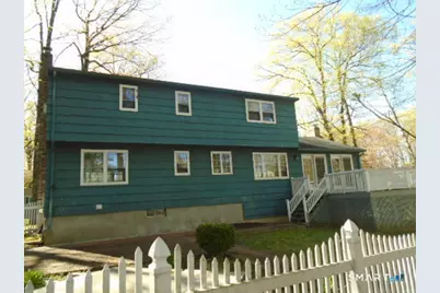 2 Fairfield Lane, Simsbury, CT 06070 - Photo 4