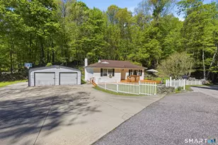 59 Hinckley St, Norwich, CT 06360 - Photo 2
