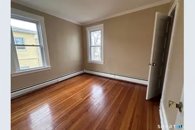 22-24 Bushnell Street, Hartford, CT 06114 - Photo 10