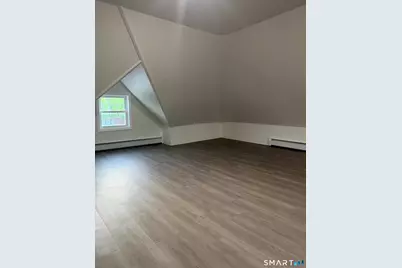 11 Strant Street, Manchester, CT 06040 - Photo 4