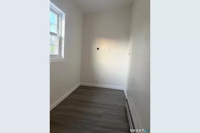11 Strant Street, Manchester, CT 06040 - Photo 6
