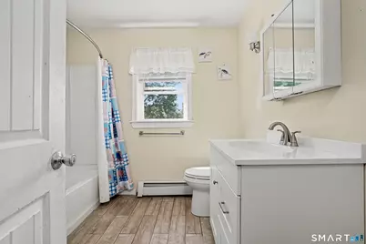 97 Boothbay Street, Bloomfield, CT 06002 - Photo 30