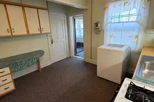 610 Wilmot Ave, Bridgeport, CT 06607 - Photo 4