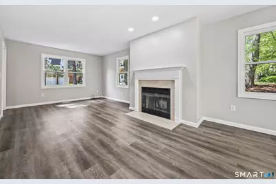 371 Dunfey Lane #371, Windsor, CT 06095 - Photo 10
