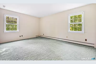 2 Golf View Circle, Stamford, CT 06905 - Photo 20