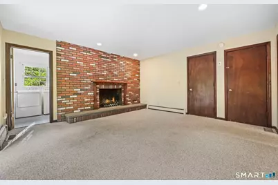 2 Golf View Circle, Stamford, CT 06905 - Photo 10