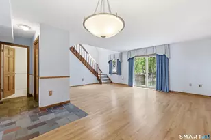 14 Lilac Ln, Farmington, CT 06032 - Photo 6