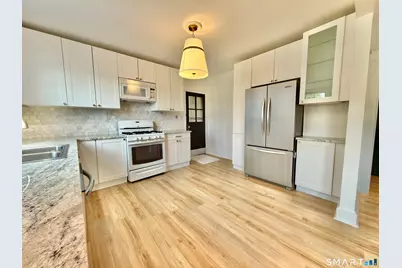 31 Hillcrest Avenue, Waterbury, CT 06705 - Photo 8
