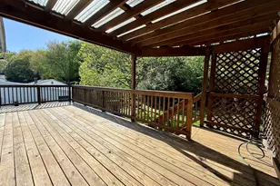 31 Hillcrest Ave, Waterbury, CT 06705 - Photo 24