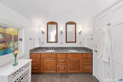 27 Crest Road, Norwalk, CT 06853 - Photo 26