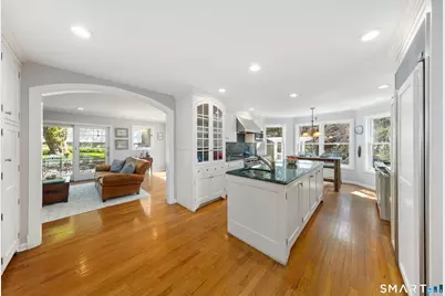 27 Crest Road, Norwalk, CT 06853 - Photo 10