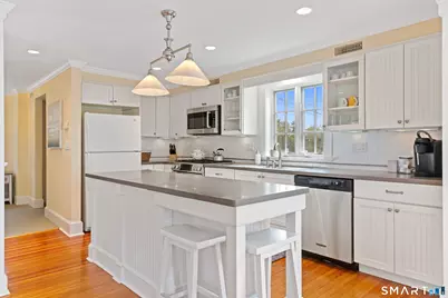 218 Totoket Road, Branford, CT 06405 - Photo 14