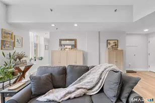 196 Crown St, New Haven, CT 06511 - Photo 10