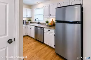 75 Commodore Cmns, Derby, CT 06418 - Photo 12