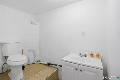 590 North Walnut Street, Waterbury, CT 06704 - Photo 30