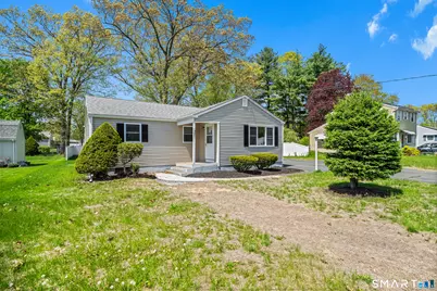 27 Highland Road, Windsor Locks, CT 06096 - Photo 2