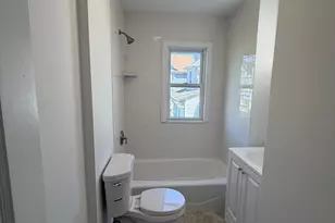 234 Savoy St, Bridgeport, CT 06606 - Photo 10