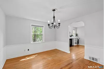 20 Seneca Road, West Hartford, CT 06117 - Photo 8
