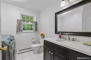 1 Horseshoe Cir, Simsbury, CT 06070 - Photo 10