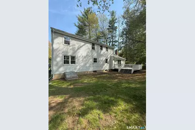 1 Horseshoe Circle, Simsbury, CT 06070 - Photo 2