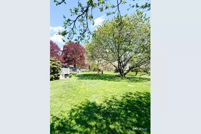 599 Vauxhall St Extension, Waterford, CT 06385 - Photo 4
